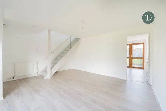 Photo 3 — Capenhurst Lane, Whitby, CH65 7AQ