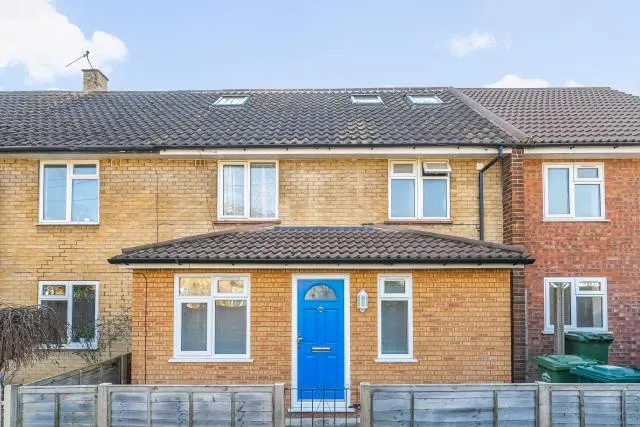 Keywood Drive, Sunbury-On-Thames, TW16, photo 1