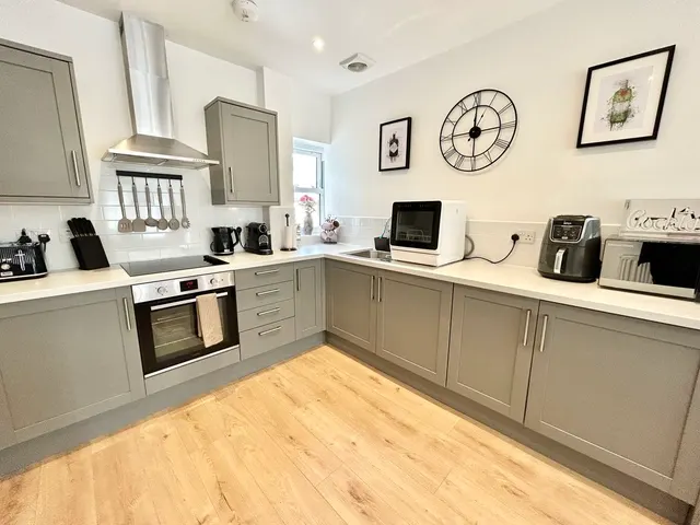 Photo 2 — Union Street, Dunstable LU6 1HB
