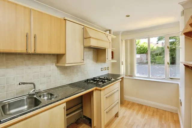 Warner Mews, Botley, SO30, photo 2