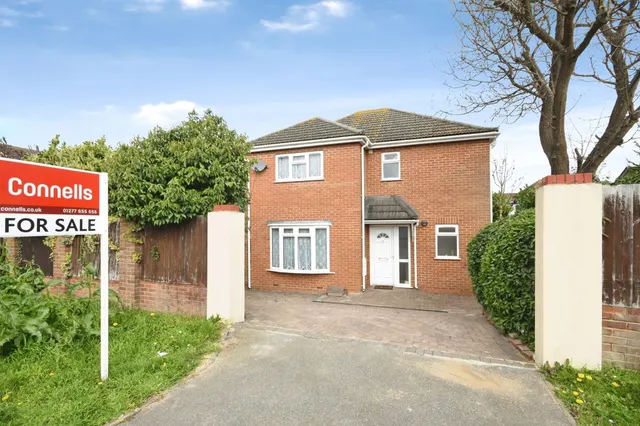 Brook Street, Brentwood, CM14, photo 1