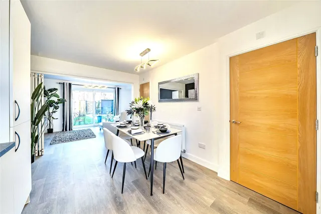 Photo 3 — Plot 20, The Kingham, Gloucestershire, Stonehouse Court, GL10 3RB