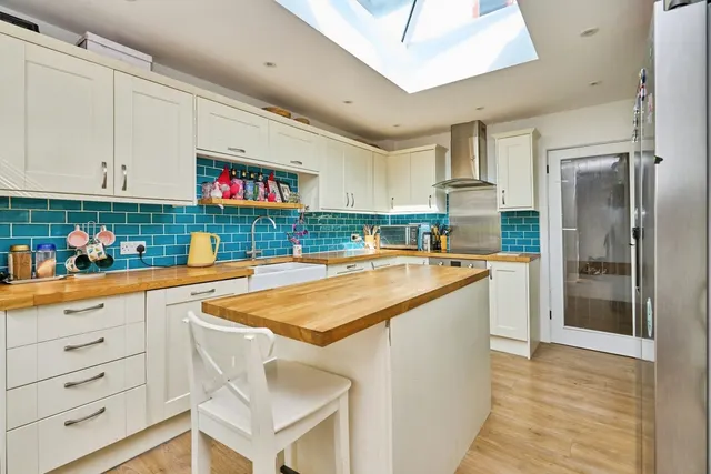 Elm Grove, Newport, PO30, photo 2