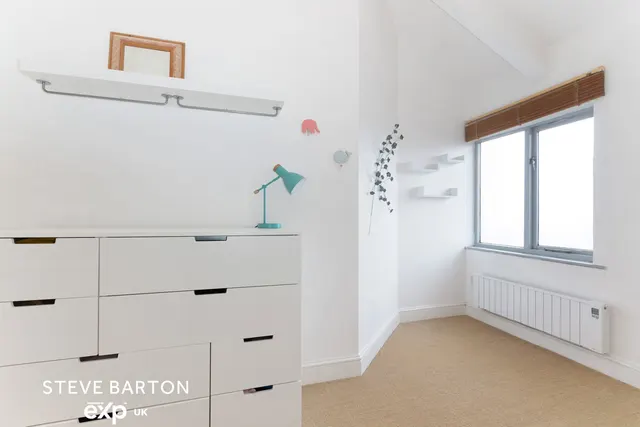 Photo 3 — Fairfield Road, London, E3 2UB