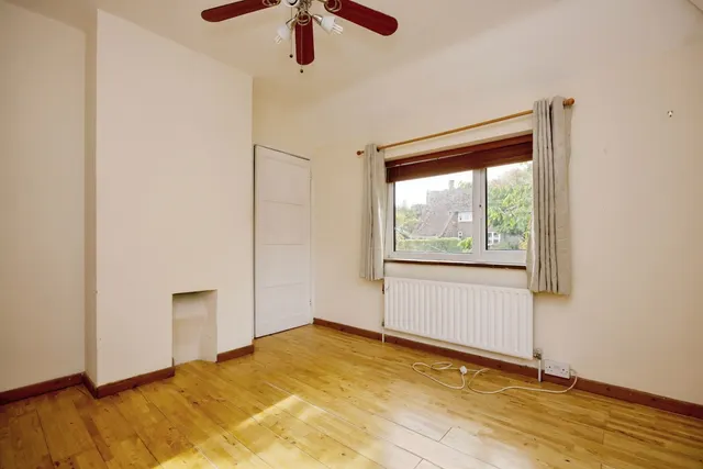 Sickle Road, Haslemere, GU27, photo 3
