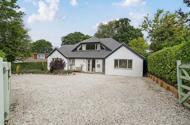 Burridge Road, Burridge, SO31, photo 1