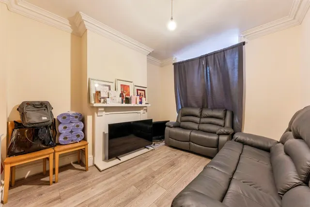 Albion Road, Grantham, photo 1