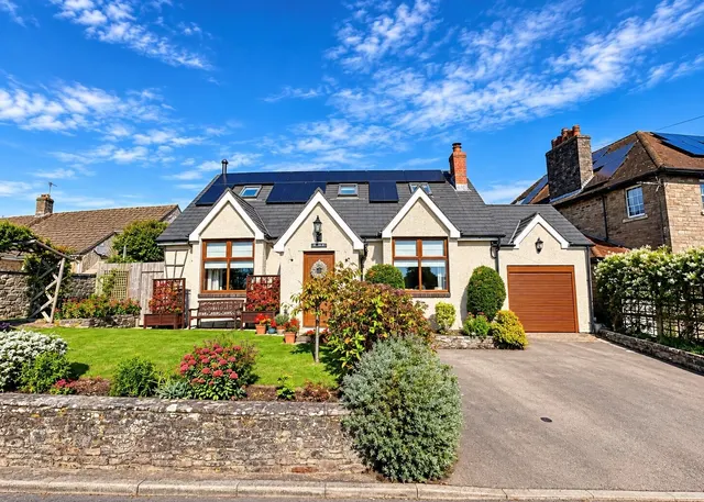Earlswood Road, Chepstow, NP16, photo 1
