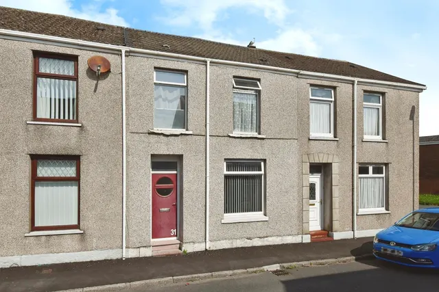 Pen Y Fon Street, Llanelli, SA15, photo 1