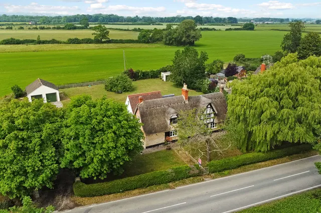 Bath Road, Frocester, GL10, photo 2