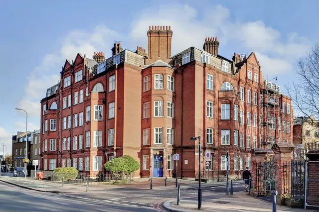 42 Park Mansions, South Lambeth Road, London, photo 1