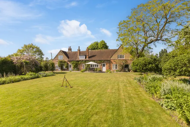 Bulls Lane, Welham Green, AL9, photo 2