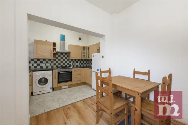 Romford Road, Stratford, photo 2