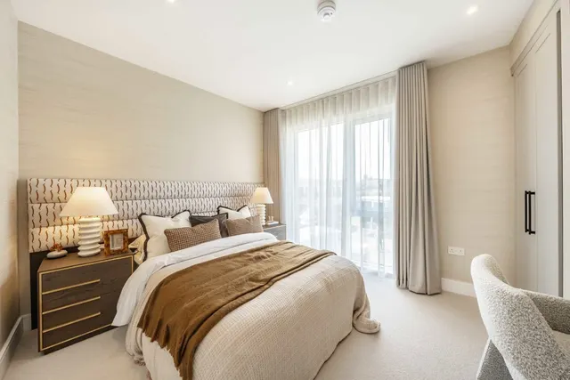 Bakers Mews, TW2, photo 3