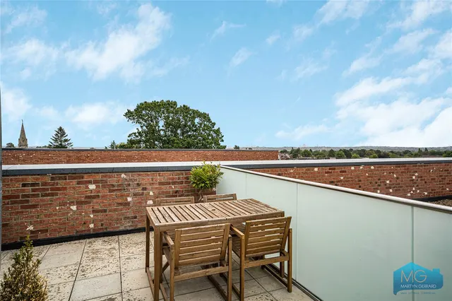 Oakleigh Road North, Whetstone, N20, photo 2
