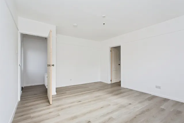 Queens Close, Cambridge, CB22, photo 3