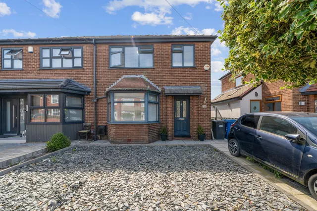 Highfield Avenue, Leigh, Leigh, WN7 3BZ, photo 1