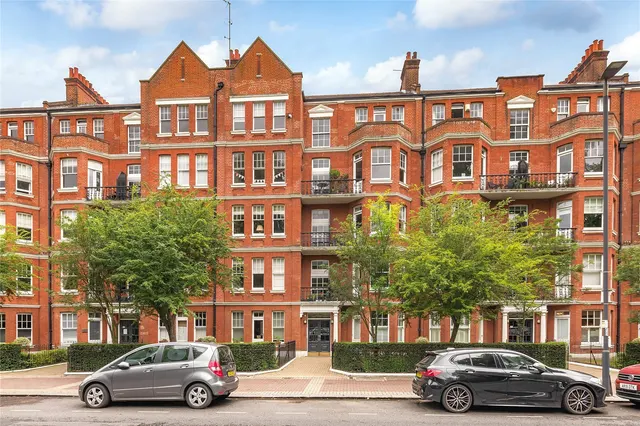 Albany Mansions, Albert Bridge Road, Battersea, London, SW11, photo 1