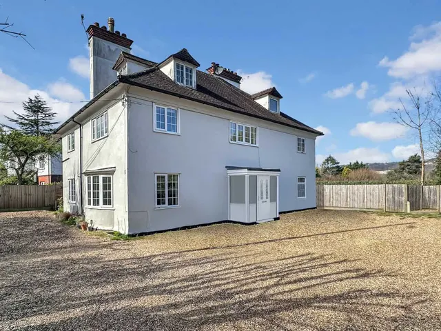 Hillcrest, West Hill, RH8, photo 1