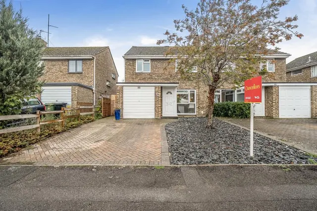 Meadow Close, Farmoor, OX2, photo 1