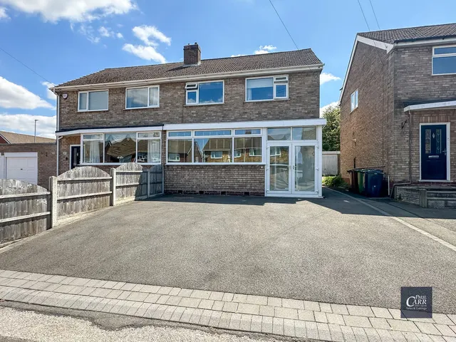 Bankside Crescent, Streetly, B74, photo 1