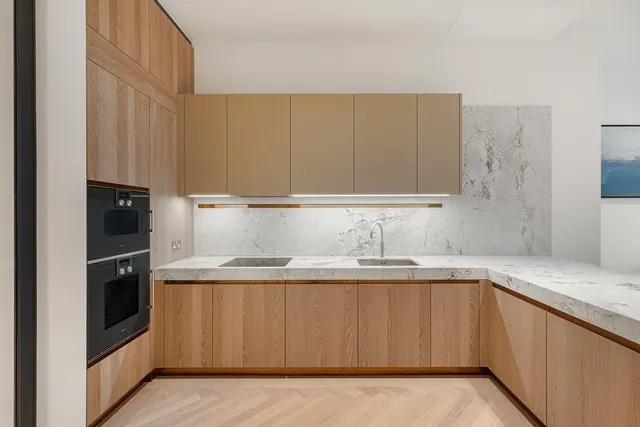 Photo 2 — The Whiteley, Queensway, London