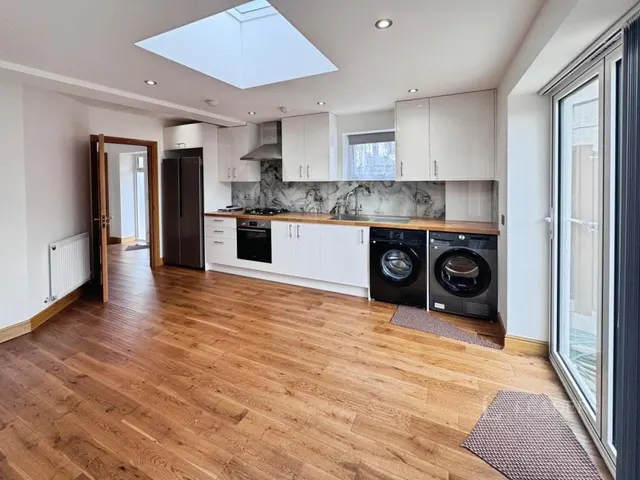 Hadley Road, Bilston, WV14, photo 3