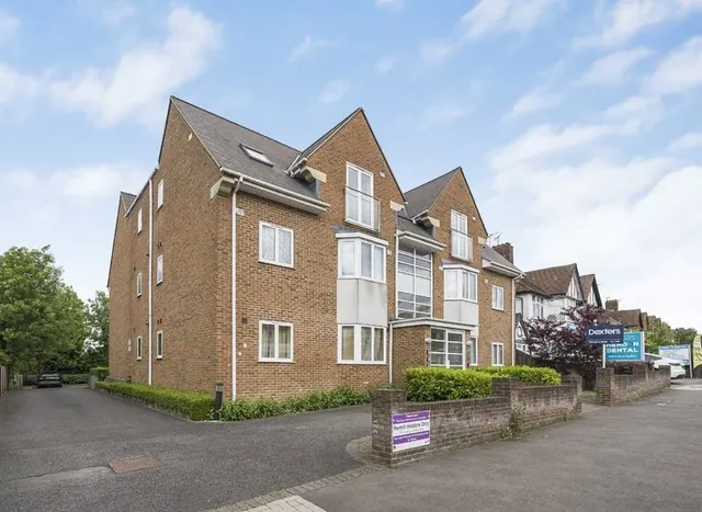 Station Road, Hendon, NW4, photo 1