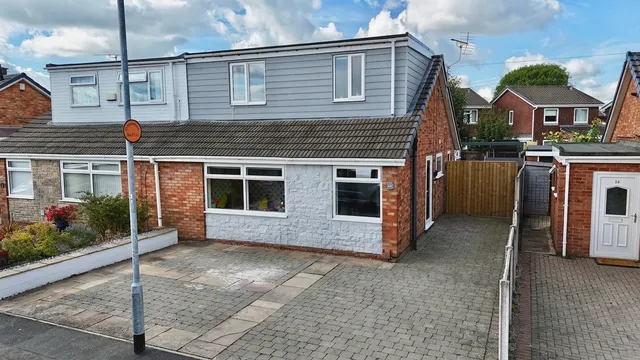 Marlborough Road, Stone, ST15, photo 1