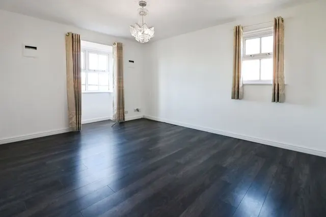 Bluebell Way, Ilford, IG1, photo 2