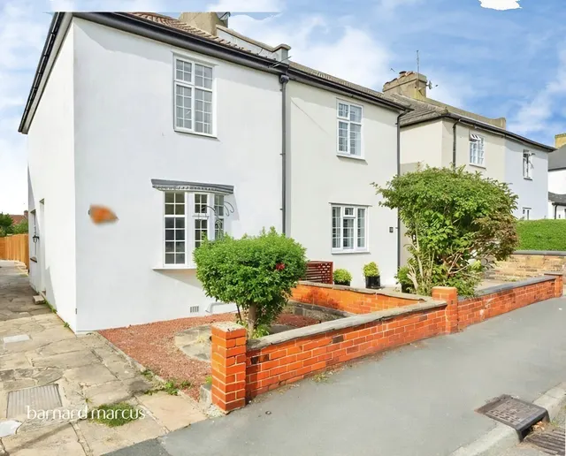 Woodlands Road, Epsom, photo 1