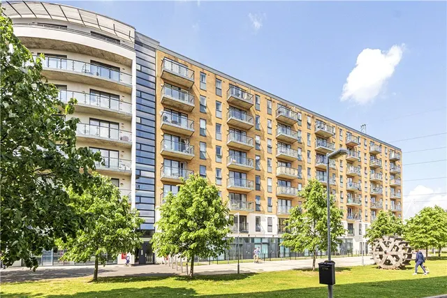 Durnsford Road, London, SW19, photo 1