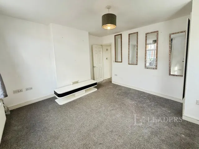 Tonbridge Road, Maidstone, ME16, photo 2
