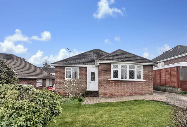 Hope Road, West End, Southampton, Hampshire, SO30 3GE, photo 1