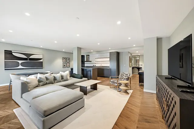 Circus Road West, Battersea, London, SW11 8BD, photo 1