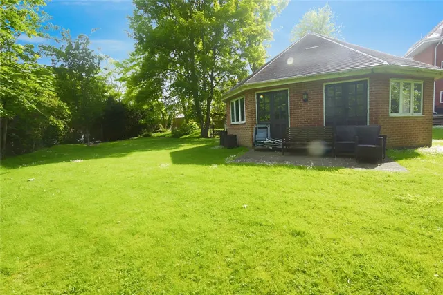 Ongar, CM5, photo 3