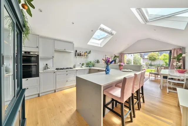 Arthur Road, Windsor, photo 2