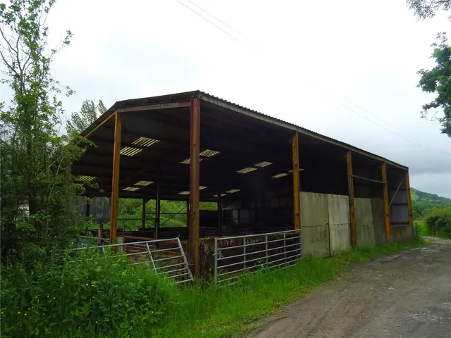 Land Formerly Part of Neuaddllwyd, Llandinam, photo 3
