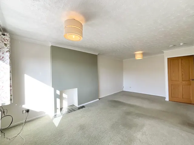 Beswick Close, Cheadle, ST10, photo 2