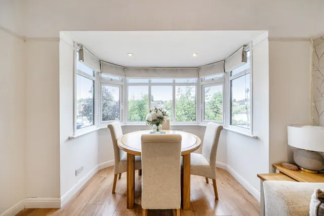 Mount Park Road, Pinner, HA5, photo 2
