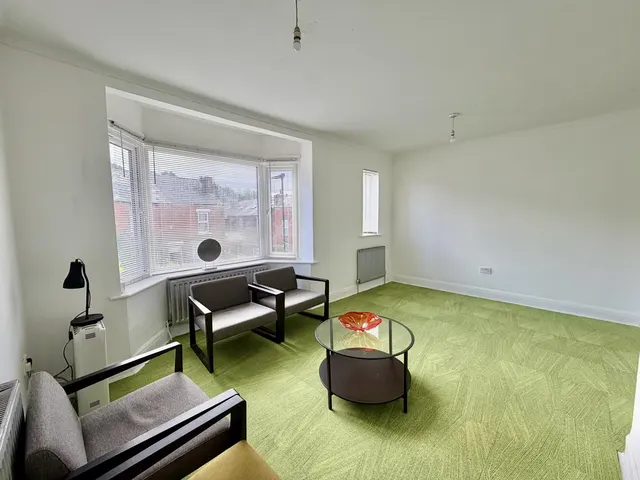 Vickers Road, Sheffield, S5, photo 2