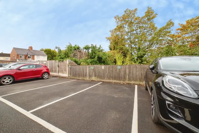 Elevation Place, Eastwood, NG16, photo 2