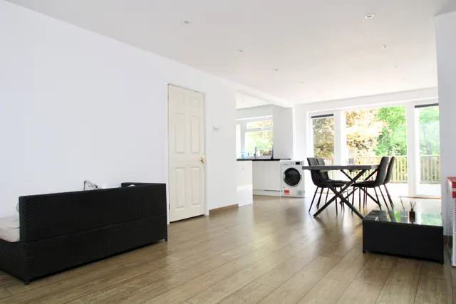 Photo 3 — Beech Road, Biggin Hill, TN16