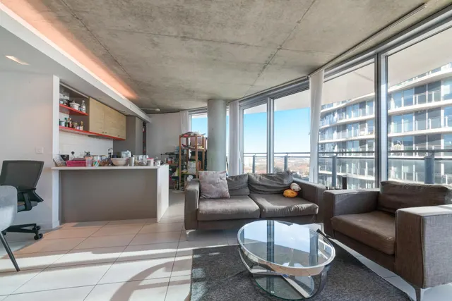 Tidal Basin Road, London, E16, photo 2