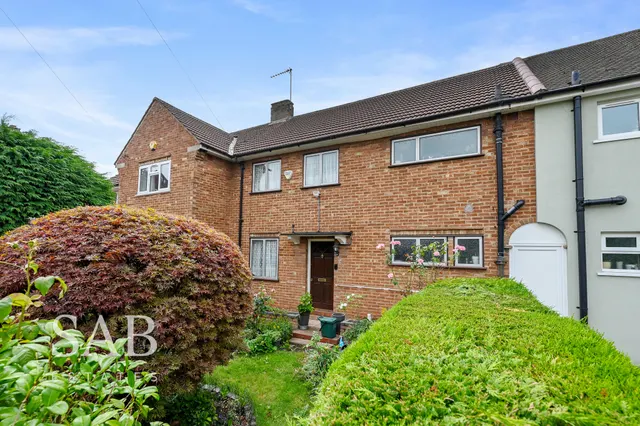 Melrose Close, Greenford, UB6, photo 1