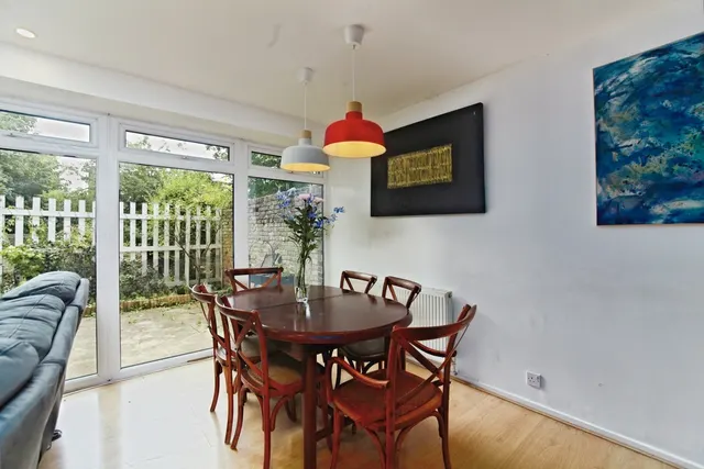 Caroline Close, Croydon, CR0, photo 3