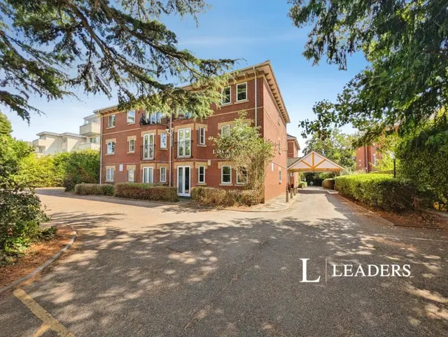 Archers Road, Southampton, SO15, photo 1