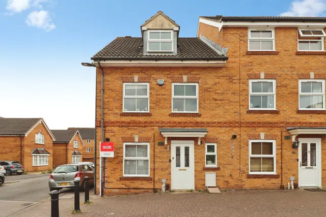 Crystal Way, Bradley Stoke, Bristol, BS32, photo 1