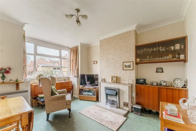Askam Avenue, Pontefract, WF8, photo 3
