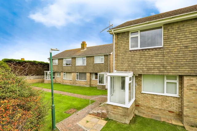 Martletts, Eastbourne, photo 1